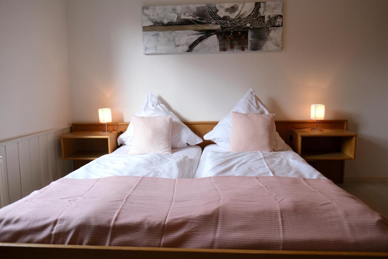 Hotel Zur Linde ซาลซ์กิทเทอร์ ภายนอก รูปภาพ