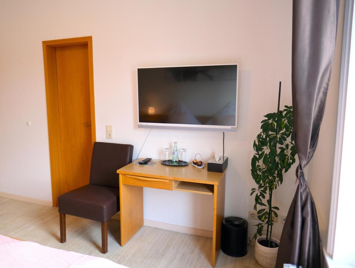 Hotel Zur Linde ซาลซ์กิทเทอร์ ภายนอก รูปภาพ