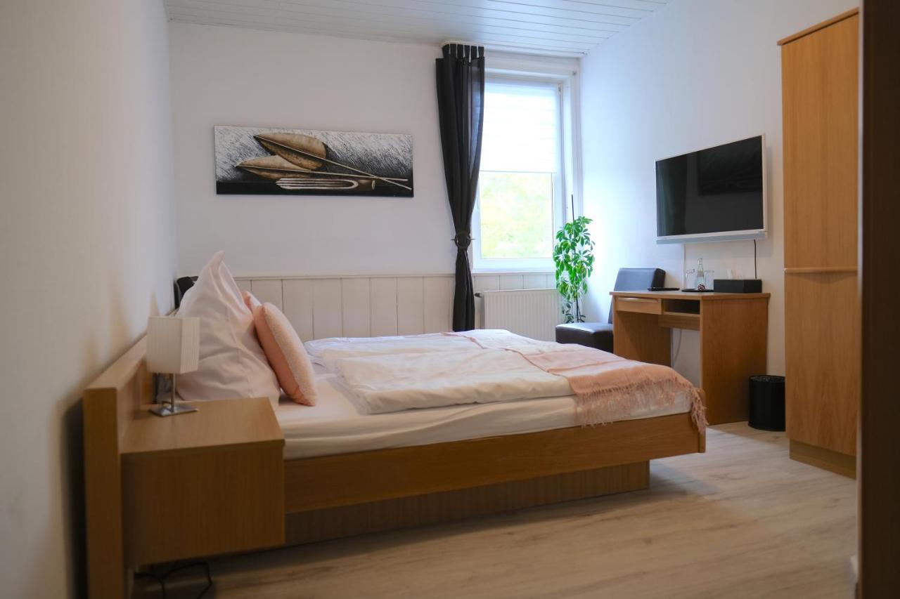 Hotel Zur Linde ซาลซ์กิทเทอร์ ภายนอก รูปภาพ